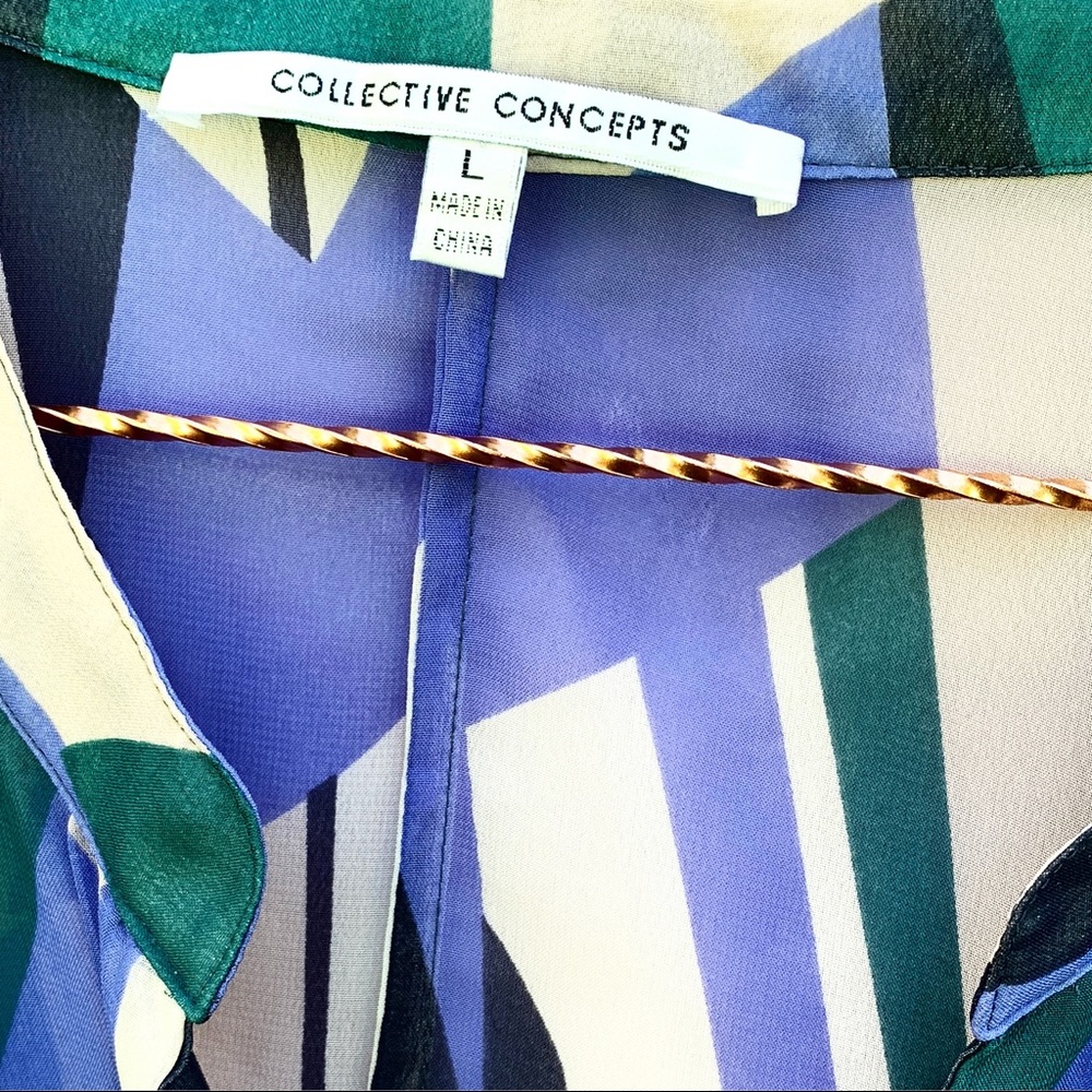 COLLECTIVE CONCEPTS short cap sleeve blouse top sheer shirt geometric print L - Picture 4 of 11